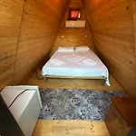 Garden Side & Glamping Ksamil
