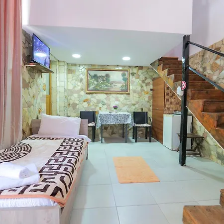 Aparthotel Garden Side & Glamping