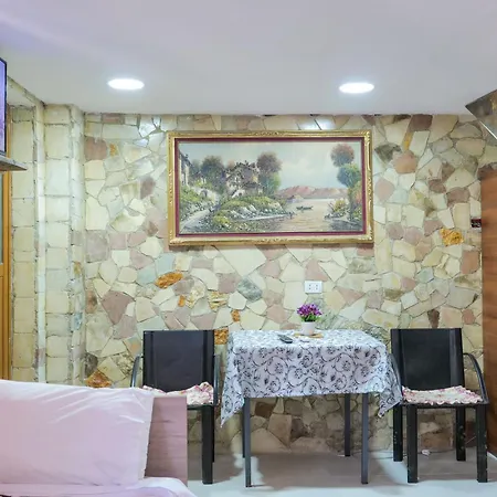 Garden Side&glamping