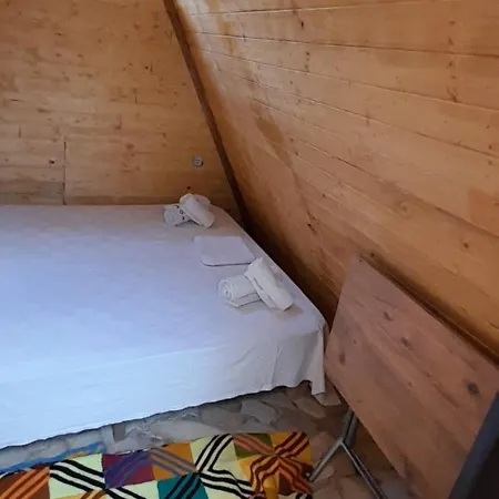 Garden Side & Glamping