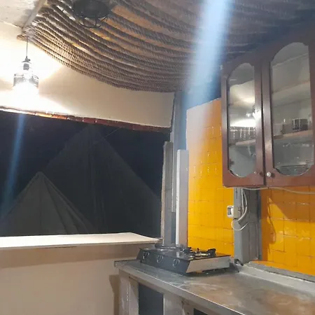 Garden Side & Glamping Aparthotel Ksamil