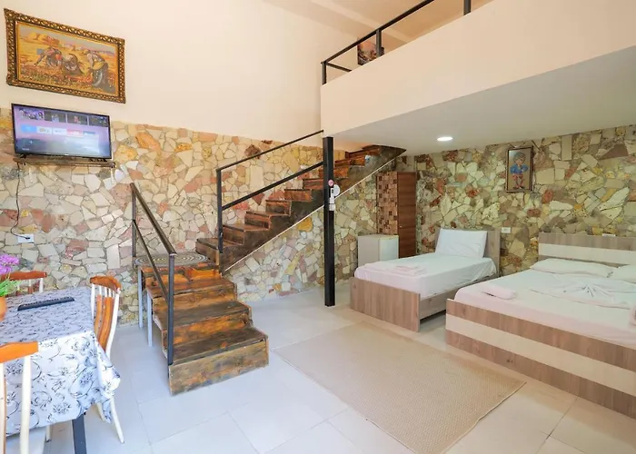 Garden Side&glamping Apartahotel *