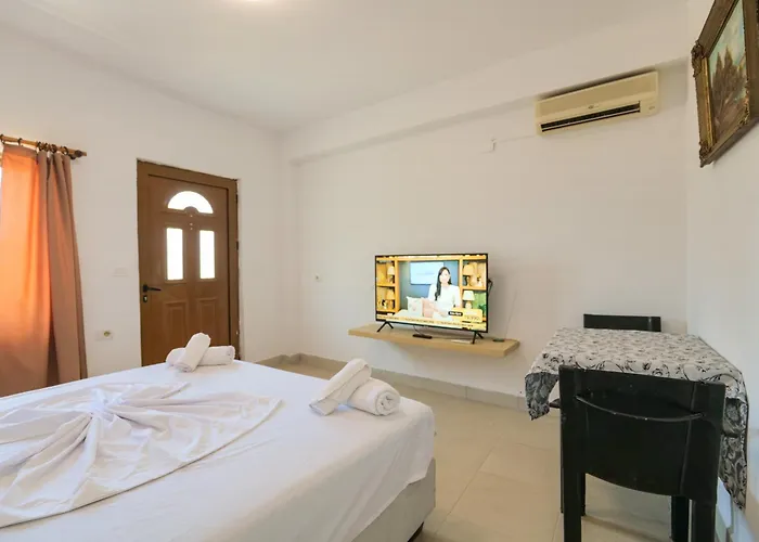 Garden Side&glamping Apartahotel