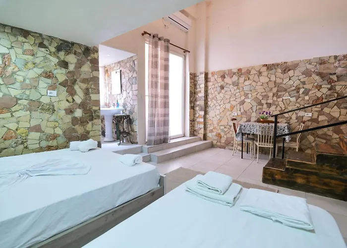 Garden Side&glamping * Ksamil