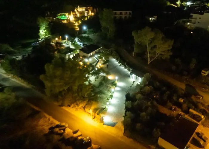 Apartahotel Garden Side&glamping *
