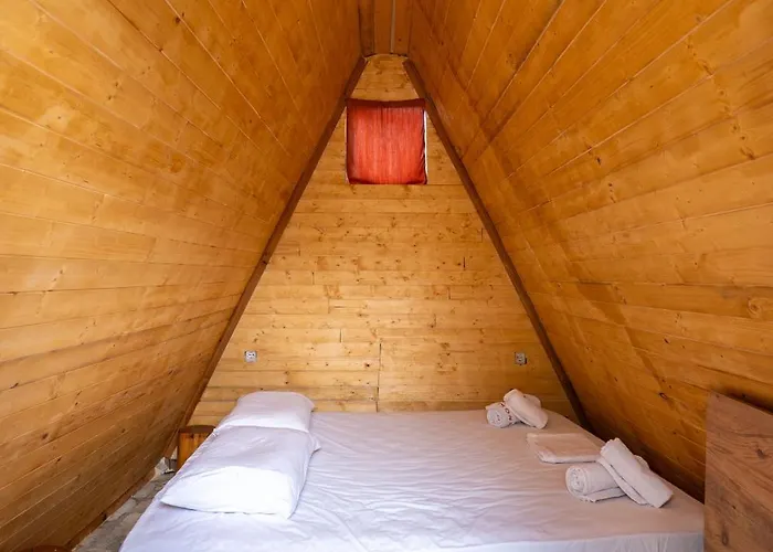 Garden Side&glamping Apartahotel Ksamil