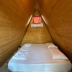 Garden Side & Glamping Ksamil