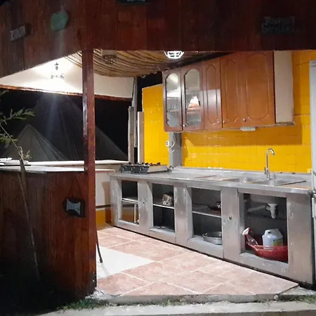 מלון דירות Garden Side & Glamping *