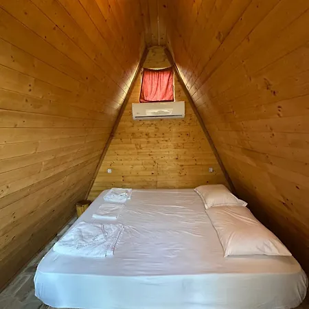Garden Side & Glamping クサミル