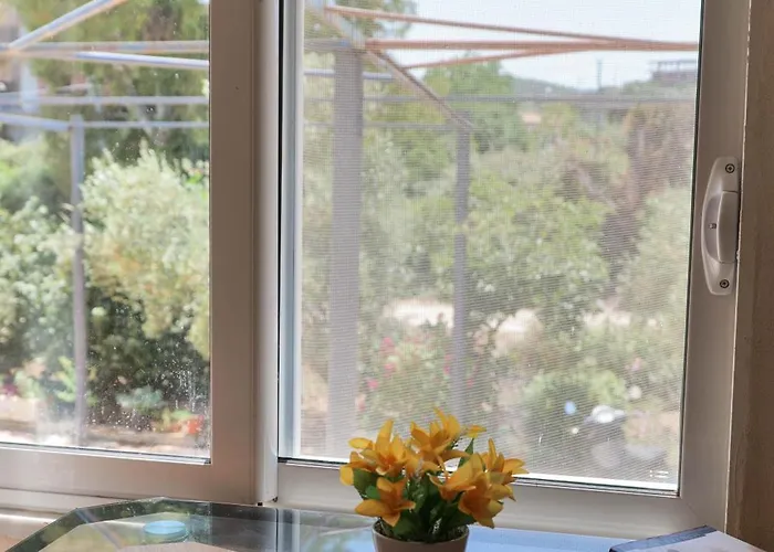 Apart Otel Garden Side & Glamping Ksamil