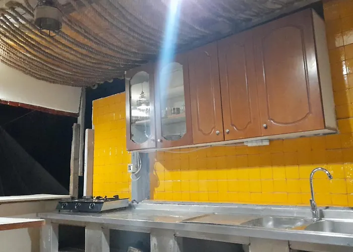 Garden Side & Glamping * Ksamil